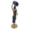 Soška bronzová - žena nosící dřevo