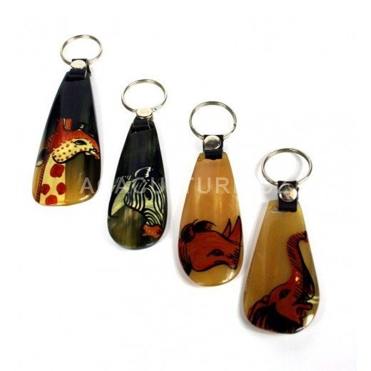 Klíčenka z rohoviny – safari motiv, ruční práce z Keni