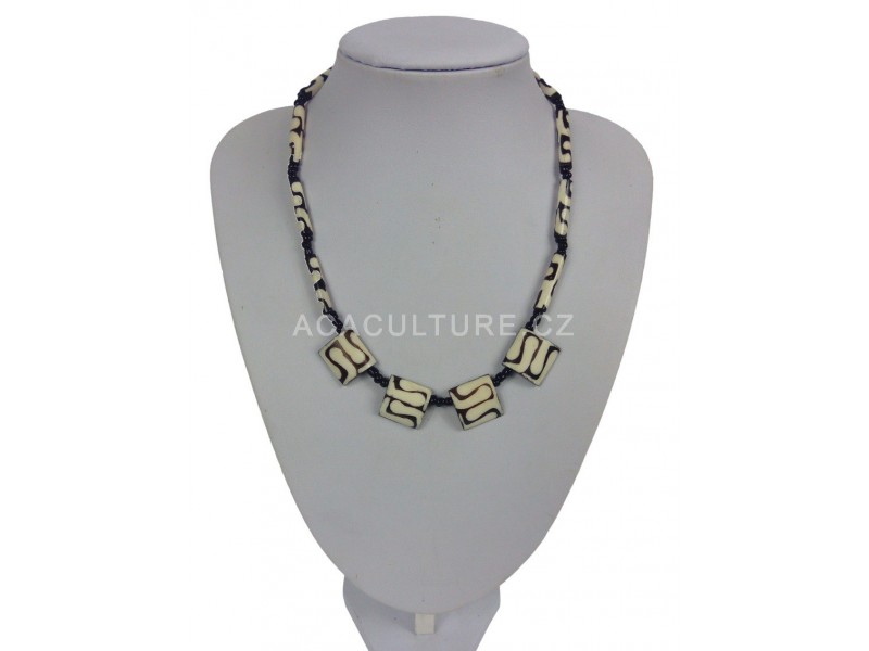 elegantni-damsky-nahrdelnik-z-kosti-a-skla-africka-tradice